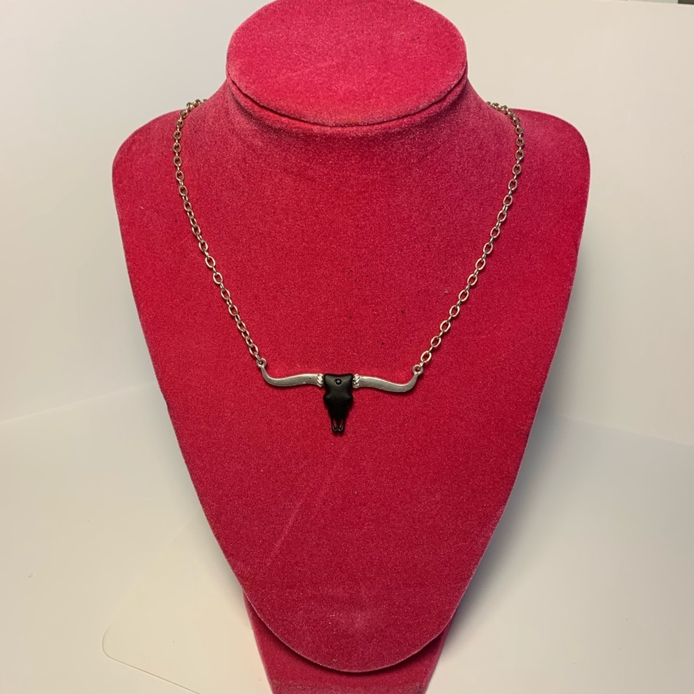 Longhorn necklace